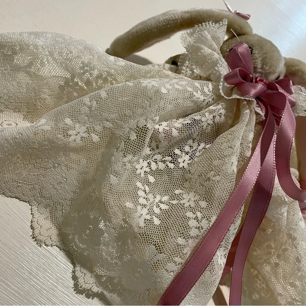 Vintage‎ Bunny with lace dress
